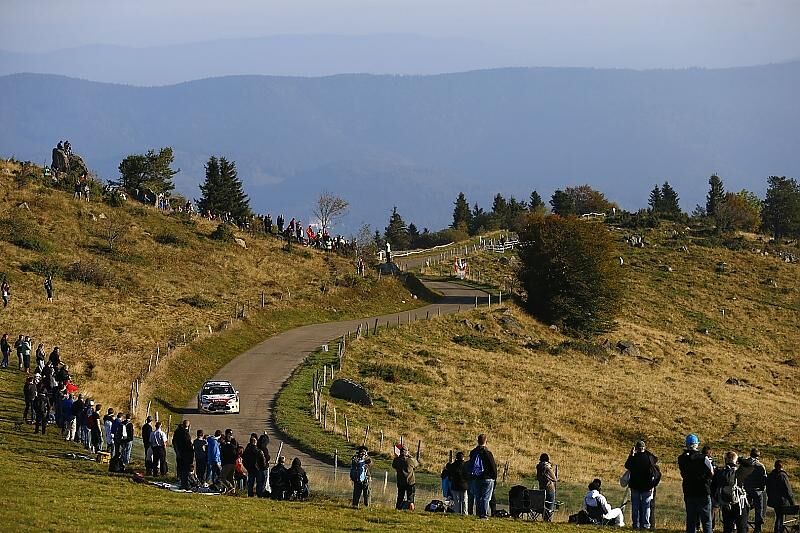 Kris Meeke hat nun 82 WM-Punkte und liegt auf Rang sechs.
