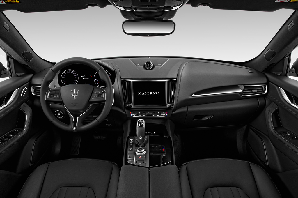 Maserati Levante (Baujahr 2022) GT 5 Türen Cockpit und Innenraum