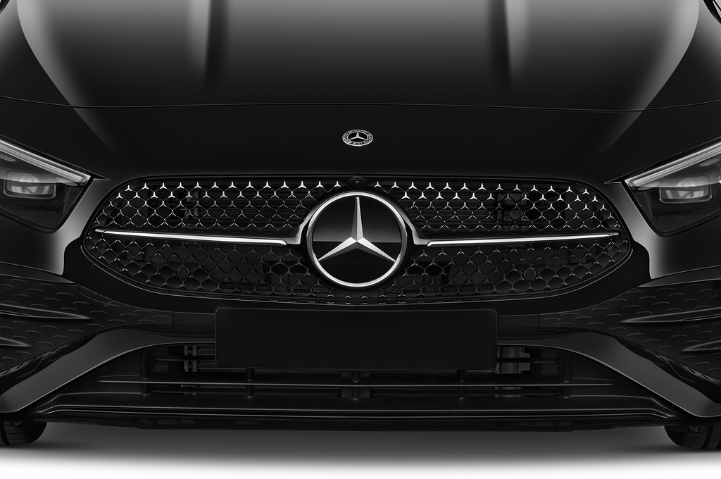 Mercedes A Class Berline (Baujahr 2023) AMG Line 4 Türen Kühlergrill und Scheinwerfer