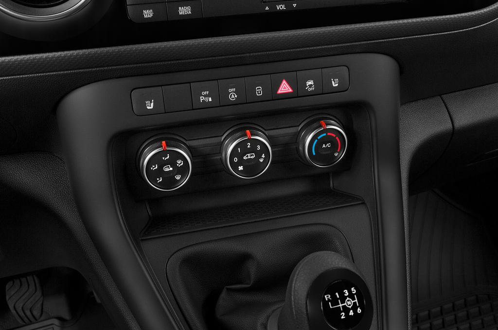 Mercedes Citan (Baujahr 2022) Pro 5 Türen Temperatur und Klimaanlage