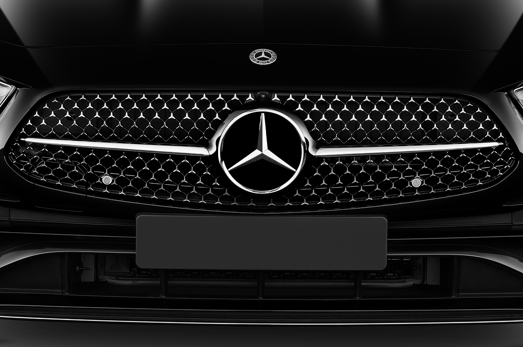Mercedes CLS Coupe (Baujahr 2022) - 4 Türen Kühlergrill und Scheinwerfer