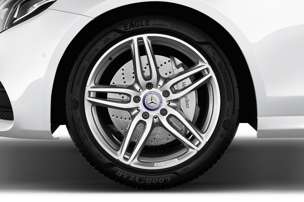 Mercedes E Class (Baujahr 2021) Avantgarde 4 Türen Reifen und Felge