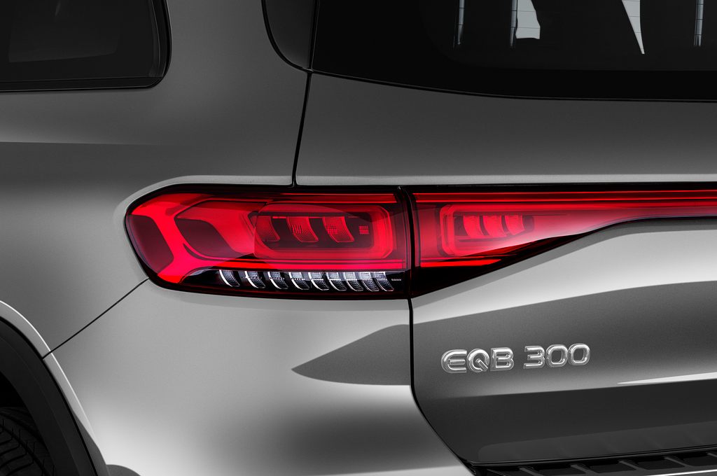 Mercedes EQB (Baujahr 2022) 300 AMG Line 5 Türen Rücklicht
