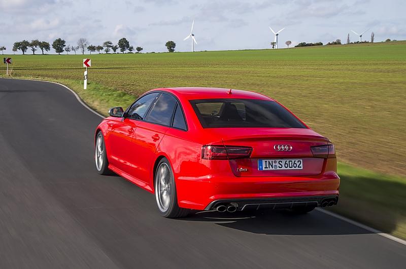 Audi S6 Limousine - die Leistung ist ihm nicht anzusehen