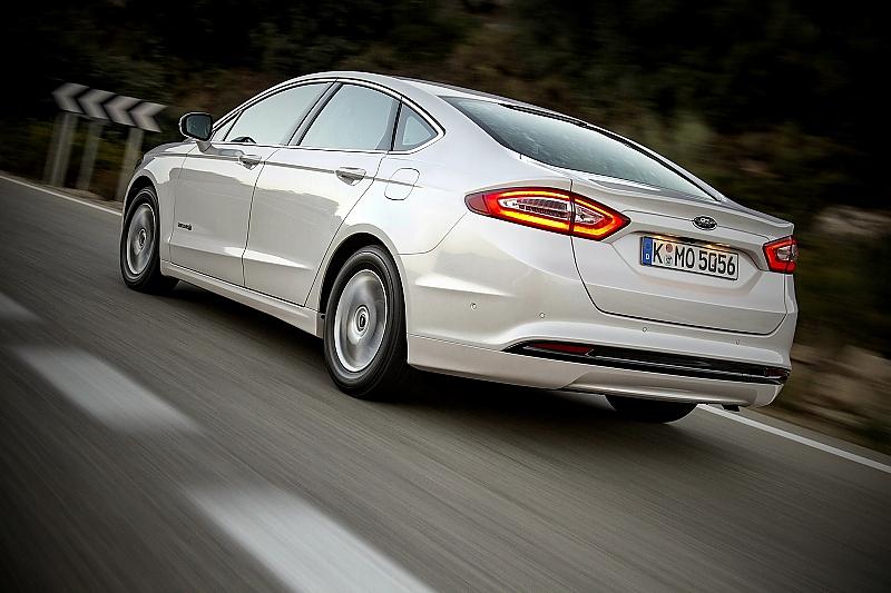 Ford Mondeo 2.0 Hybrid