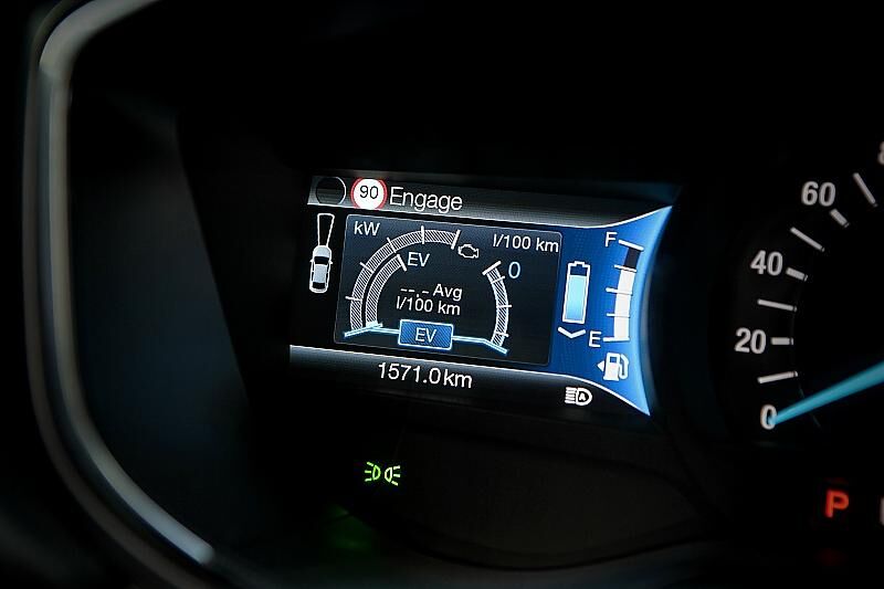 Ford Mondeo 2.0 Hybrid