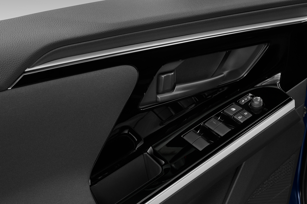 Subaru Solterra EV (Baujahr 2023) Comfort 5 Türen Bedienungselemente Tür