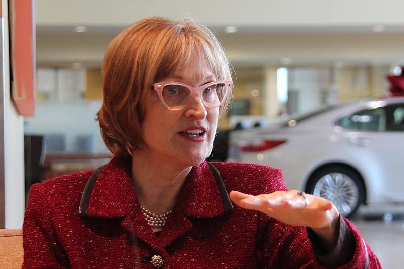 Judy Jones, Firmenchefin von Lexus Escondido