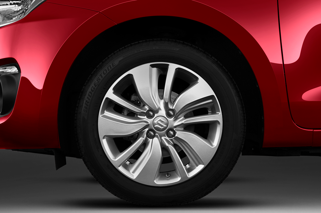 Suzuki Swift (Baujahr 2020) Comfort Hybrid 5 Türen Reifen und Felge