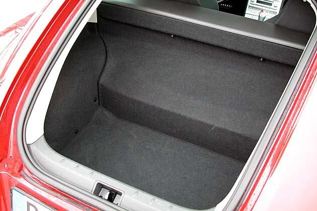 Das Gepäckabteil fasst 215 Liter