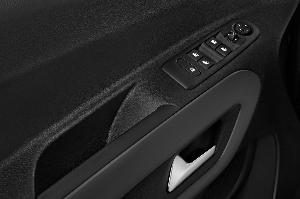 Toyota Proace City Verso (Baujahr 2020) Combi L2 5 Türen Bedienungselemente Tür