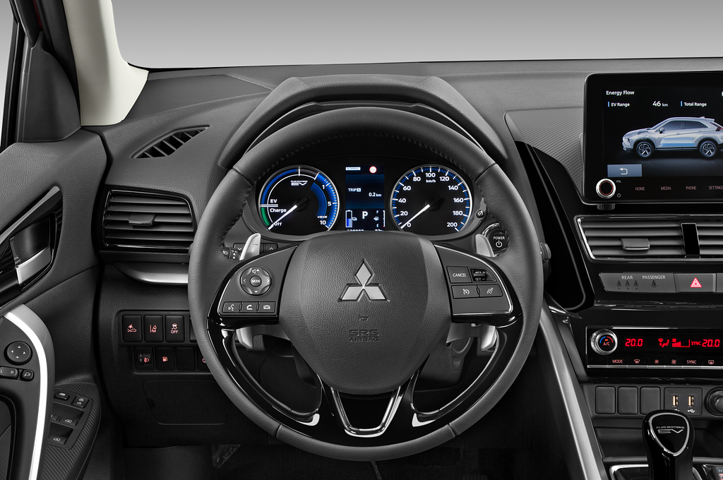 Mitsubishi Eclipse Cross PHEV (Baujahr 2021) Basis 5 Türen Lenkrad