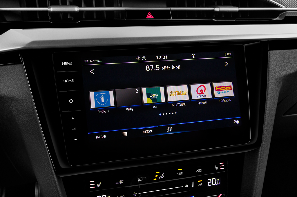 Volkswagen Arteon Shooting Brake (Baujahr 2021) R-Line 5 Türen Radio und Infotainmentsystem