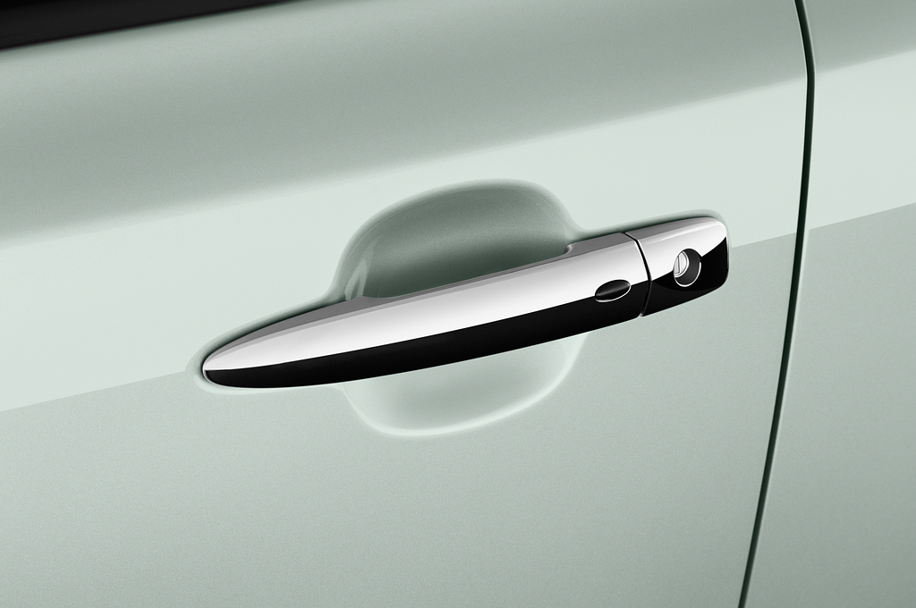 Nissan Leaf (Baujahr 2018) N Connecta 5 Türen Türgriff