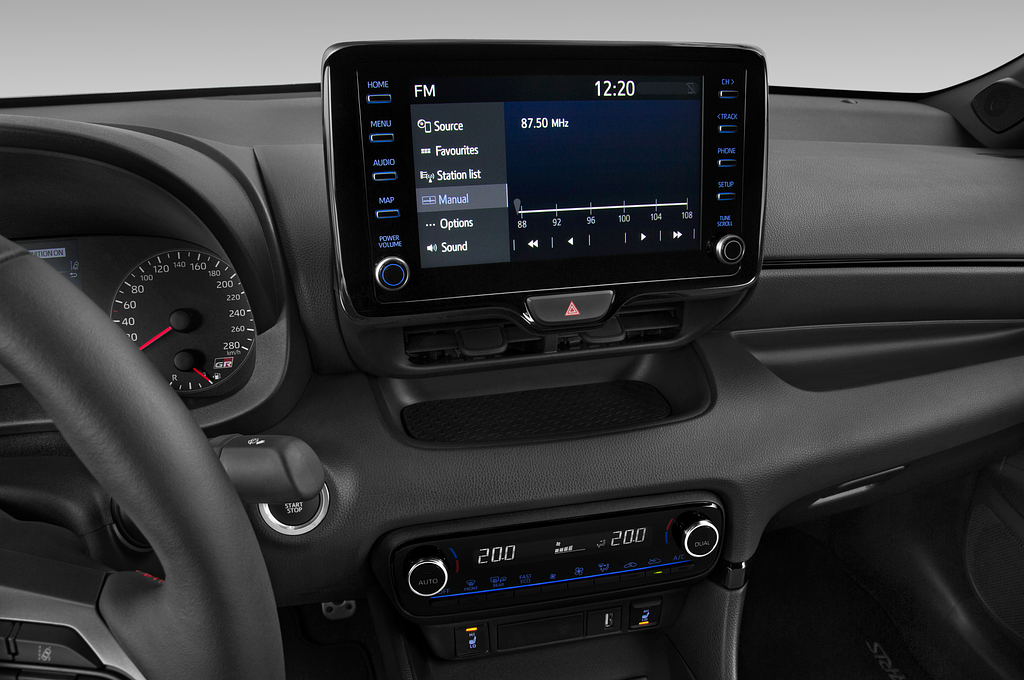 Toyota Yaris (Baujahr 2021) GR 3 Türen Mittelkonsole