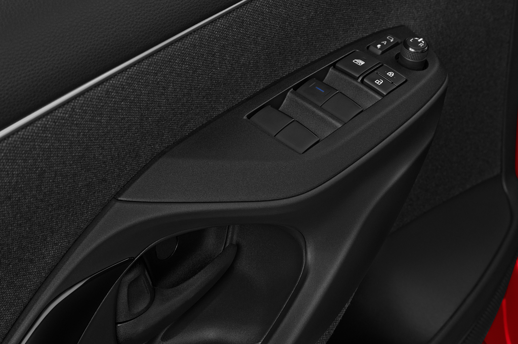 Toyota Yaris (Baujahr 2020) Premier Edition 5 Türen Bedienungselemente Tür