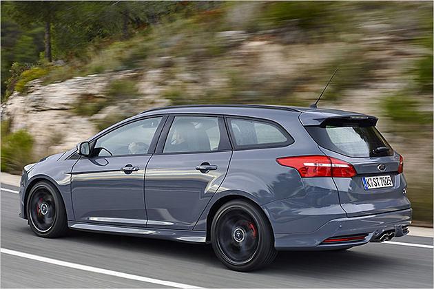 Etwas günstiger ist hingegen der Ford Focus ST Turnier, er hat aber "nur" 250 PS