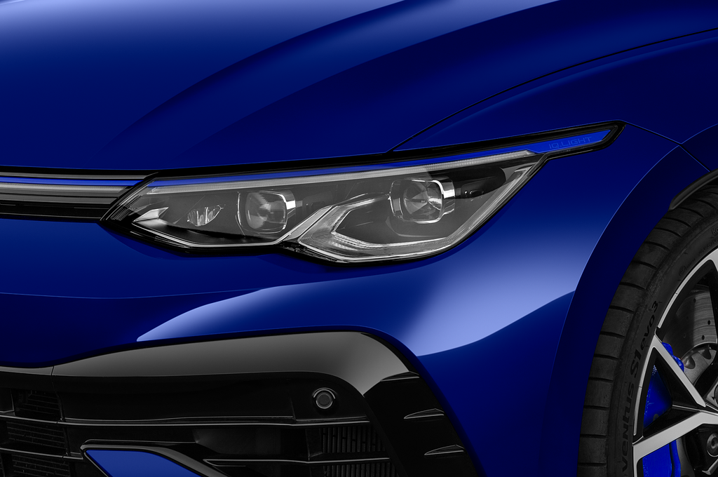 Volkswagen Golf (Baujahr 2021) R 5 Türen Scheinwerfer