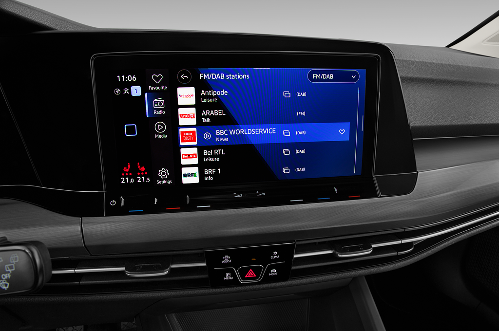 Volkswagen Golf (Baujahr 2022) Style 5 Türen Radio und Infotainmentsystem
