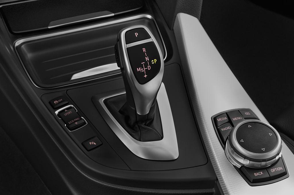 BMW 3 Series (Baujahr 2016) - 5 Türen Schalthebel