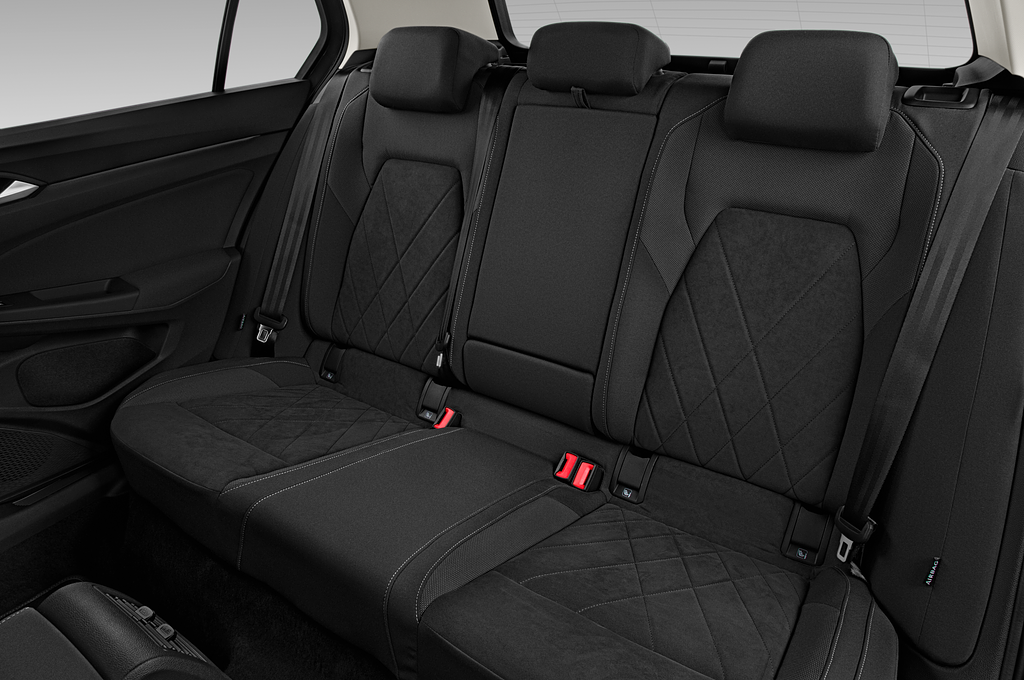 Volkswagen Golf (Baujahr 2022) Style 5 Türen Rücksitze