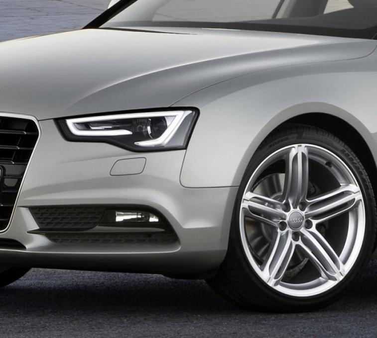 Etwas zu wild: die Scheinwerfer des Audi A5 / S5 nach der Modellpflege 2012
