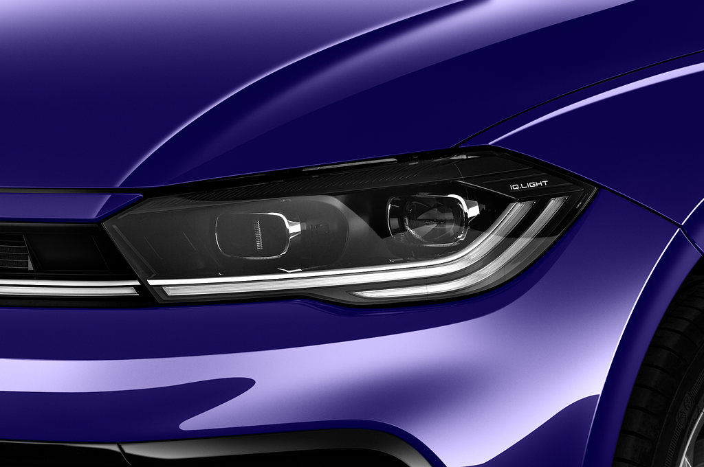 Volkswagen Polo (Baujahr 2022) R-Line 5 Türen Scheinwerfer