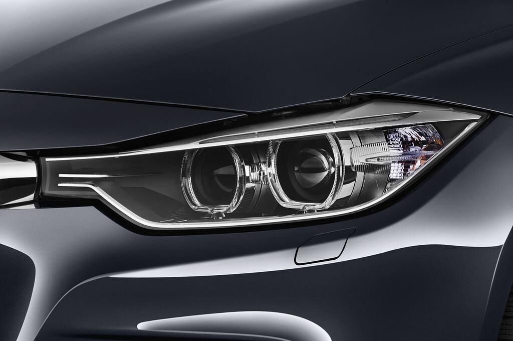 BMW 3 Series (Baujahr 2013) Sport Line 5 Türen Scheinwerfer