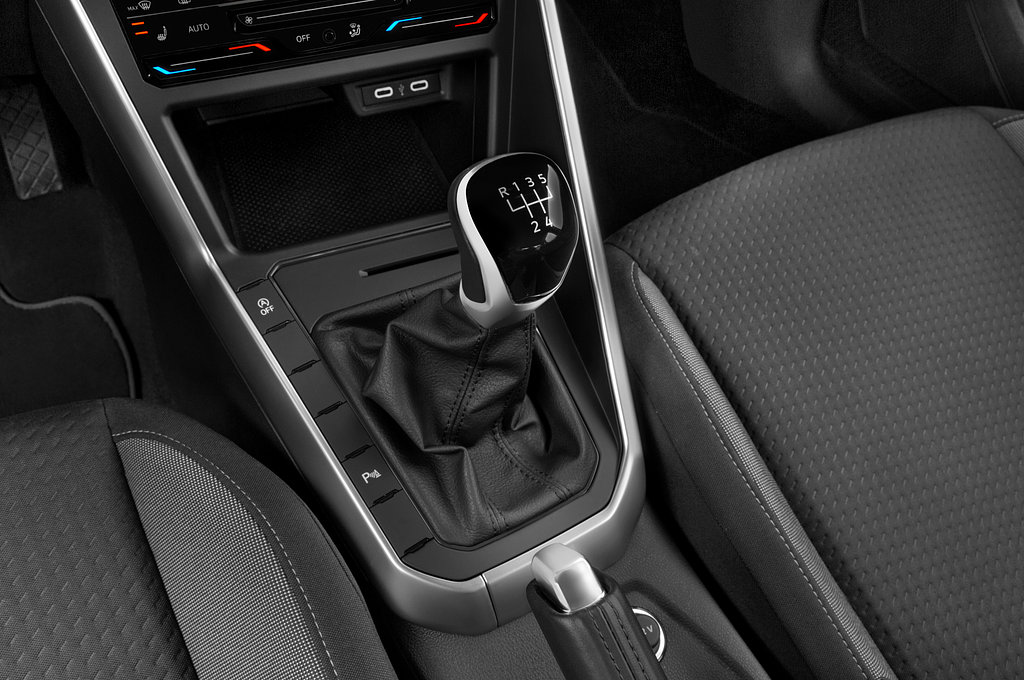 Volkswagen Polo (Baujahr 2023) Life 5 Türen Schalthebel