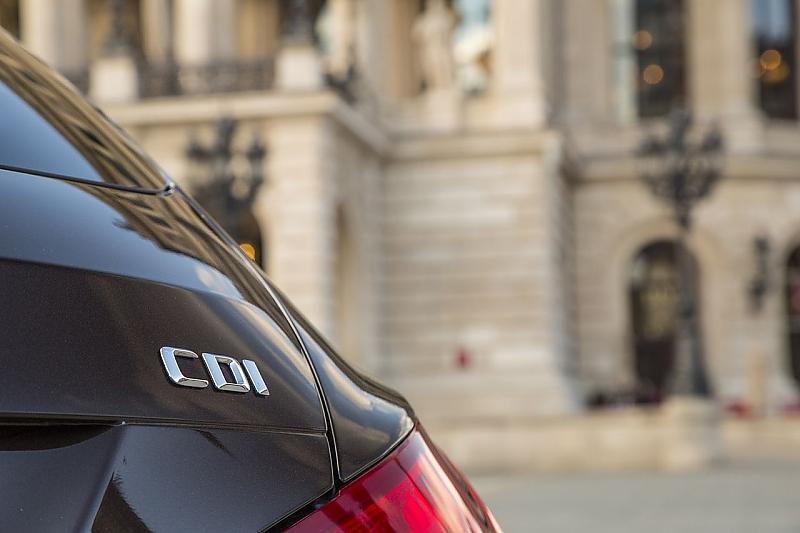 Der 2.2-Liter-CDI Motor ist akustisch präsent