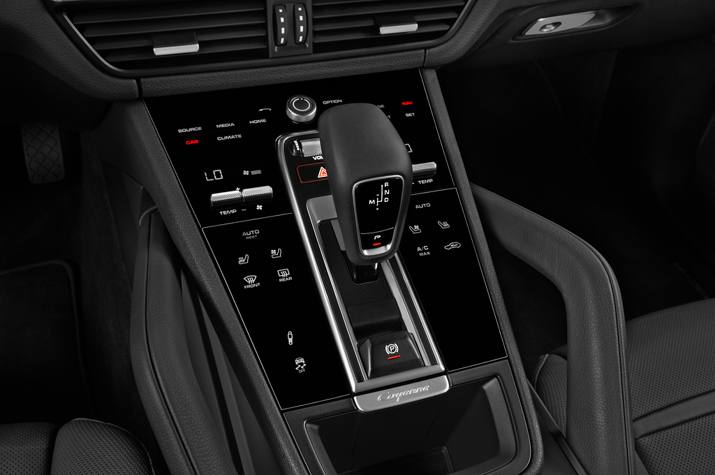 Porsche Cayenne Coupe (Baujahr 2021) - 5 Türen Schalthebel