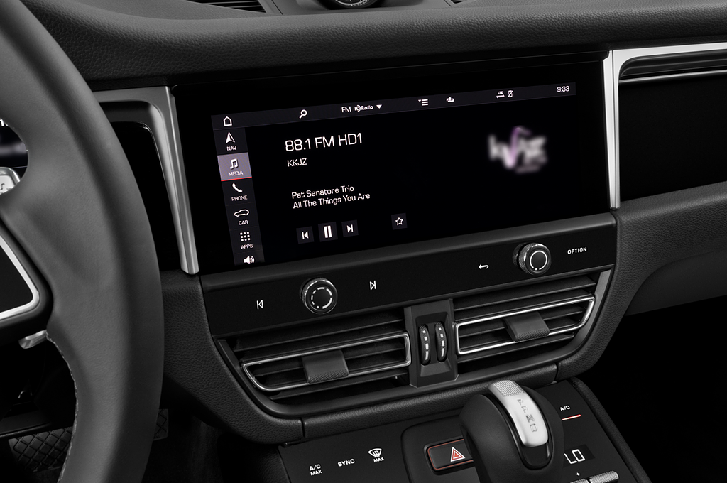 Porsche Macan (Baujahr 2022) Base 5 Türen Radio und Infotainmentsystem