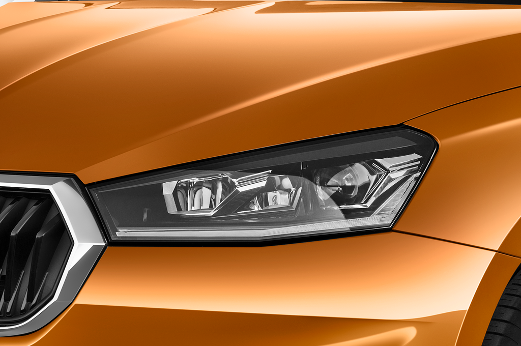 Skoda Fabia (Baujahr 2022) Style 5 Türen Scheinwerfer