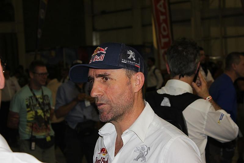 Peugeot-Fahrer Stephane Peterhansel ist Mr. Dakar.