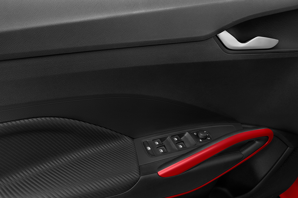 Skoda Fabia (Baujahr 2023) Monte Carlo 5 Türen Bedienungselemente Tür