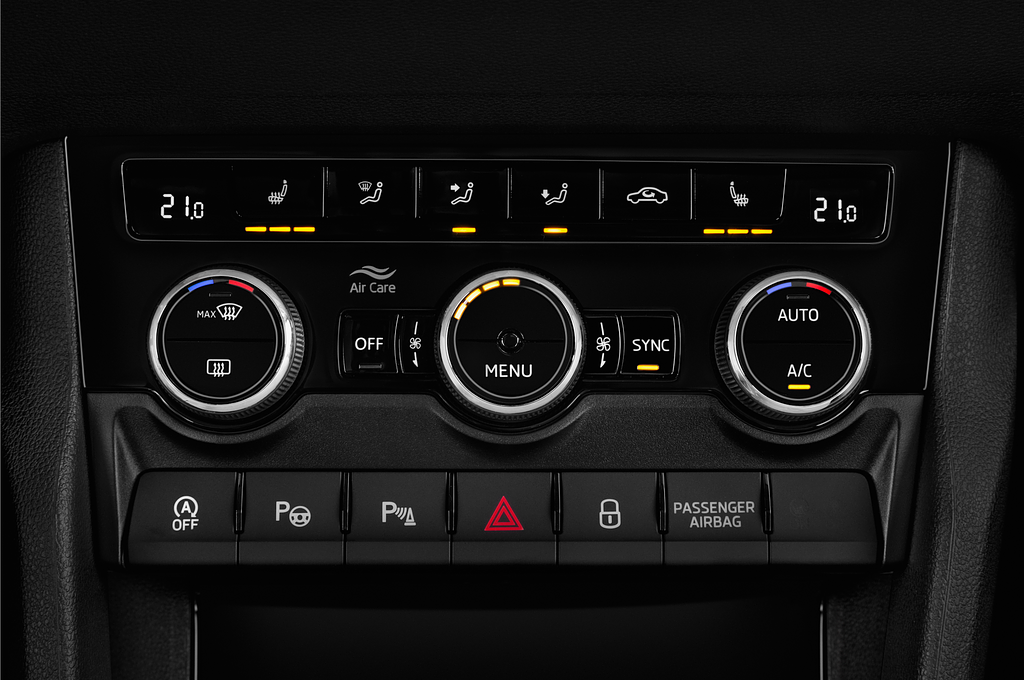 Skoda Karoq (Baujahr 2022) Style 5 Türen Temperatur und Klimaanlage
