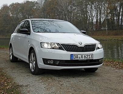 Der 105 PS starke Diesel ist flott und dennoch sparsam.