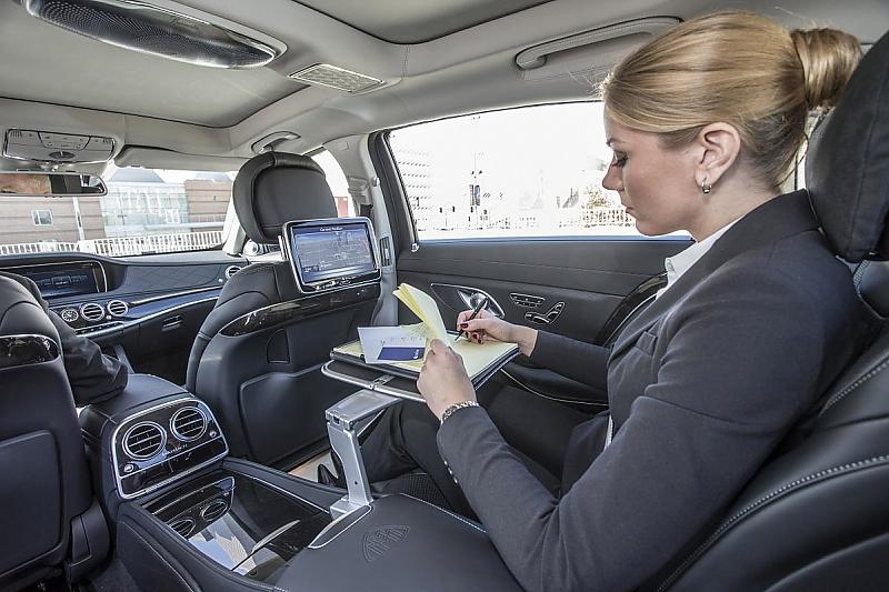 Mercedes-Maybach S 600 - Arbeiten