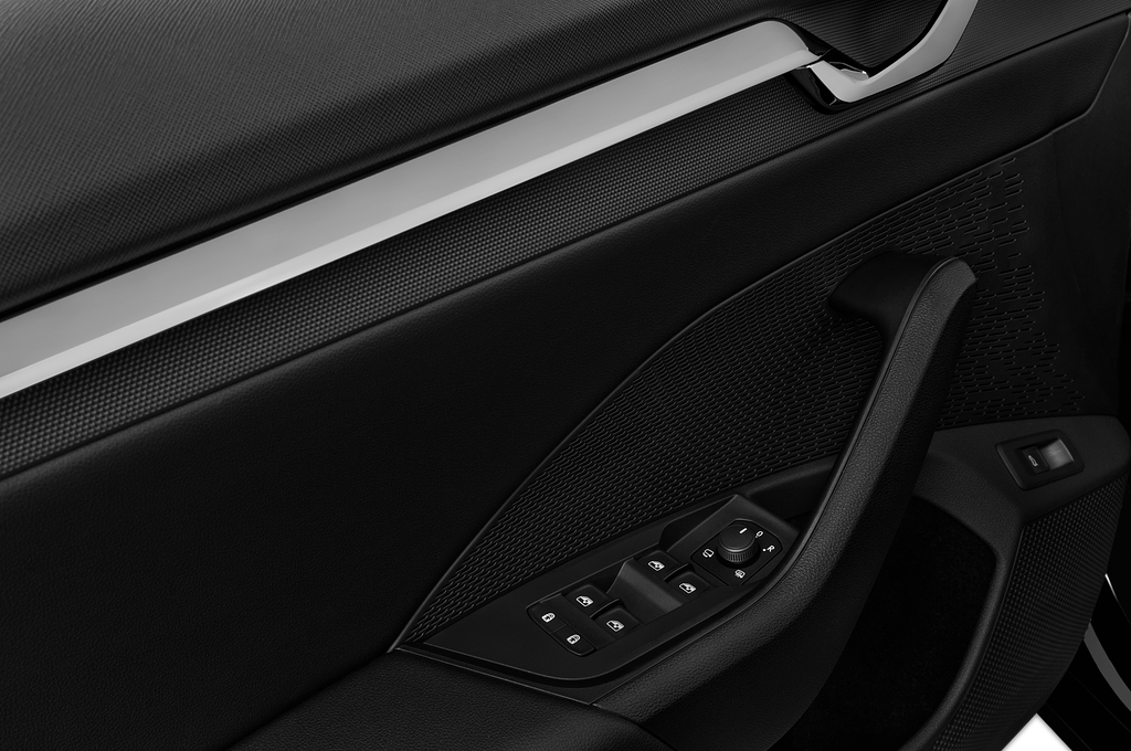 Skoda Octavia (Baujahr 2020) Style 5 Türen Bedienungselemente Tür