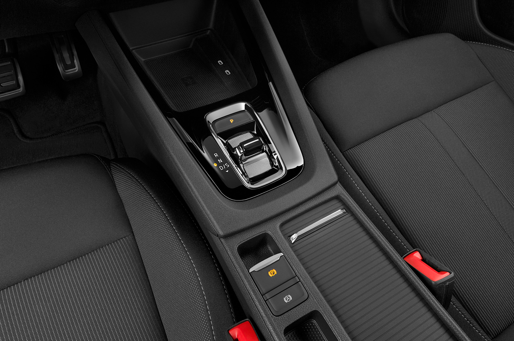 Skoda Octavia Combi iV (Baujahr 2023) SportLine 5 Türen Schalthebel