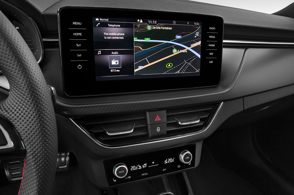 Skoda Scala (Baujahr 2020) Monte Carlo 5 Türen Mittelkonsole
