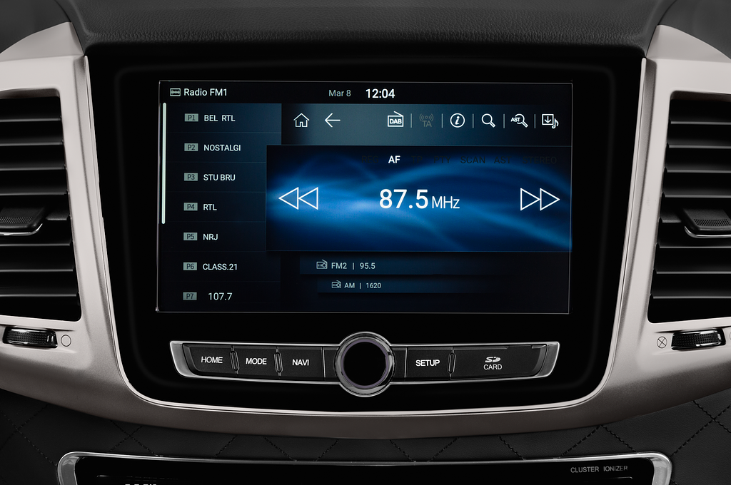 Ssangyong Rexton (Baujahr 2021) Sapphire 5 Türen Radio und Infotainmentsystem