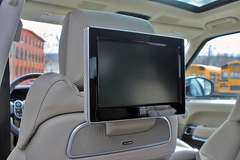 Das Entertainmentsystem im Range Rover Autobiography.