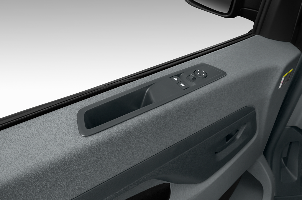 Toyota Proace EV (Baujahr 2023) Comfort 4 Türen Bedienungselemente Tür