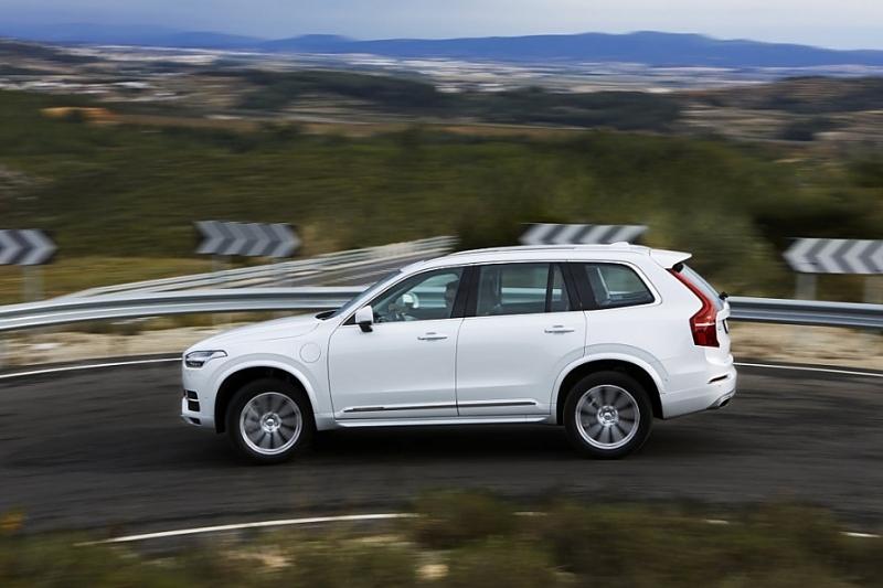 Volvo XC90 - auch als 400 PS starker Plug-In-Hybride mit zwei Litern Hubraum und vier Zylindern zu bekommen