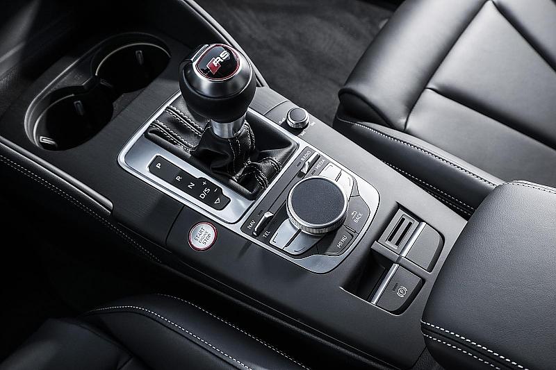 Das Doppelkupplungsgetriebe im Audi RS 3 Sportback hat sieben Schaltstufen