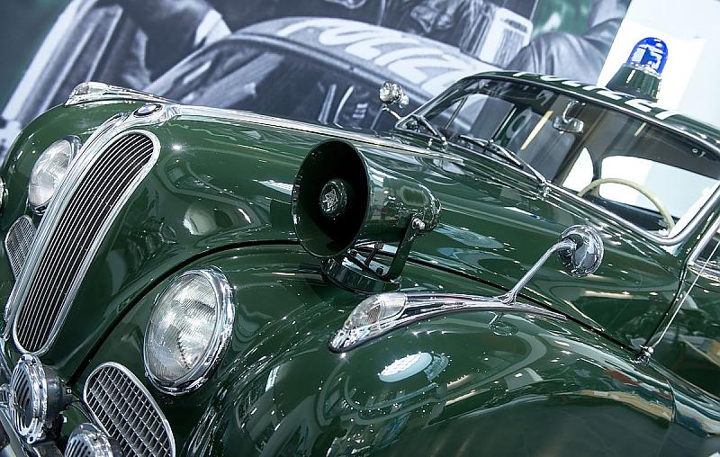 Auch ein BMW 501 steht in Ingolstadt.