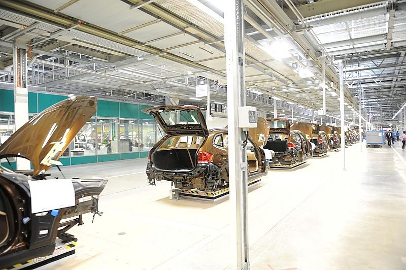 BMW Produktion in China: Die Bänder laufen momentan langsamer