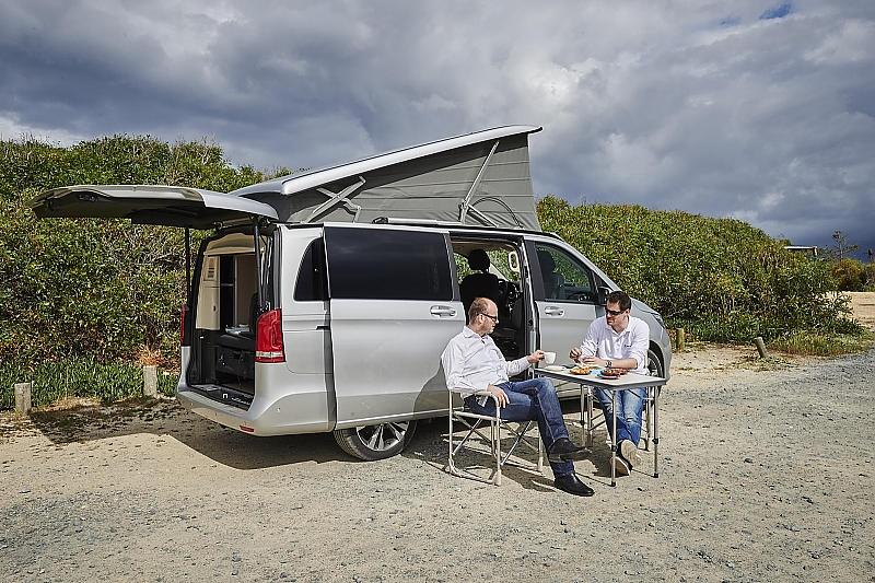 Mittagspause am Strand mit dem Mercedes Marco Polo