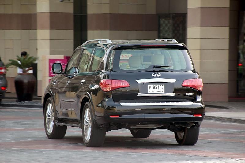 Infiniti QX 80 AWD - 400 PS stark